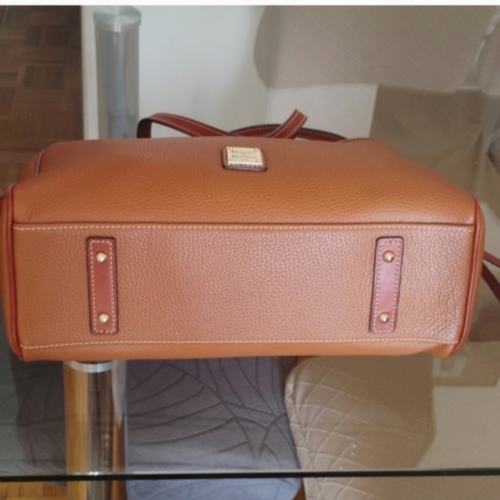 Dooney&burke Tan Leather Tote Bag - Picture 4 of 6